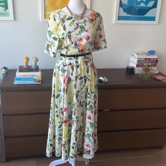 Anthropologie Dresses & Skirts - Essentiel Antwerp Botanical Dress with medi sleeves